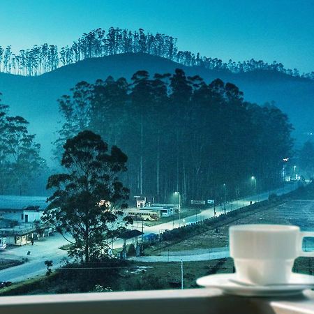 Clouds Valley Hotel Munnar Bagian luar foto